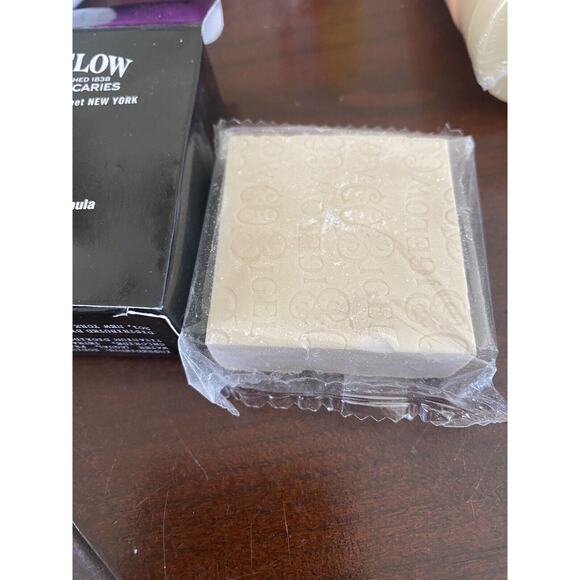 C.O. Bigelow Peppermint Lavender Soap No. 4005 from CELEBRITY CRUISE SUITE - Picture 3 of 3